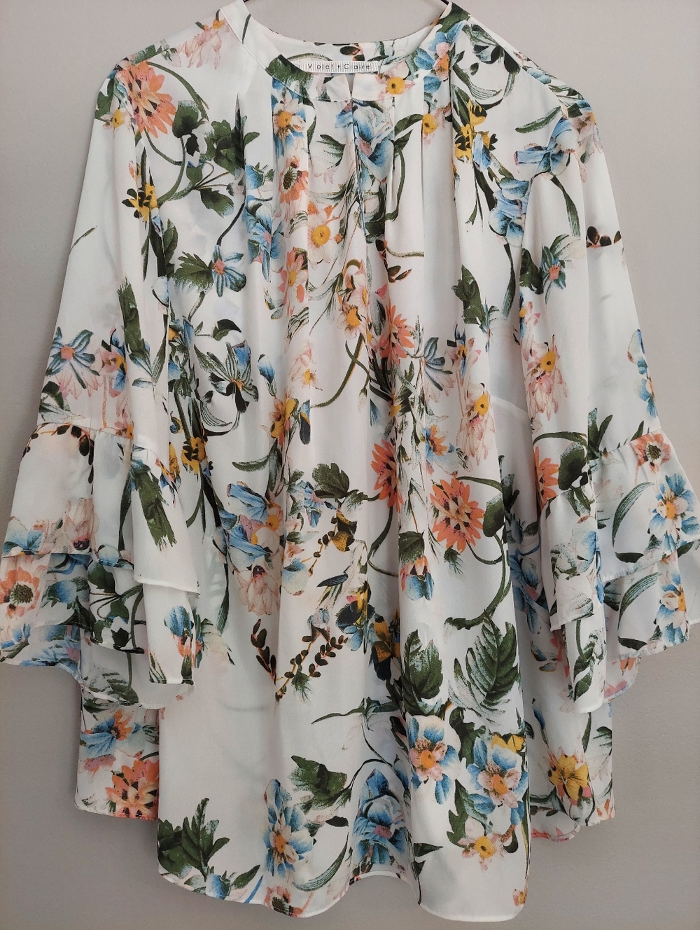 Violet & Claire White Floral Print Blouse Blue Yellow Green  Sheer Sz 1X Keyhole